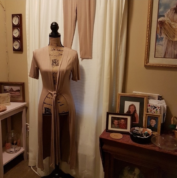 ONE LEFT! Khaki Opague Duster and Leggings Set - Picture 8 of 8